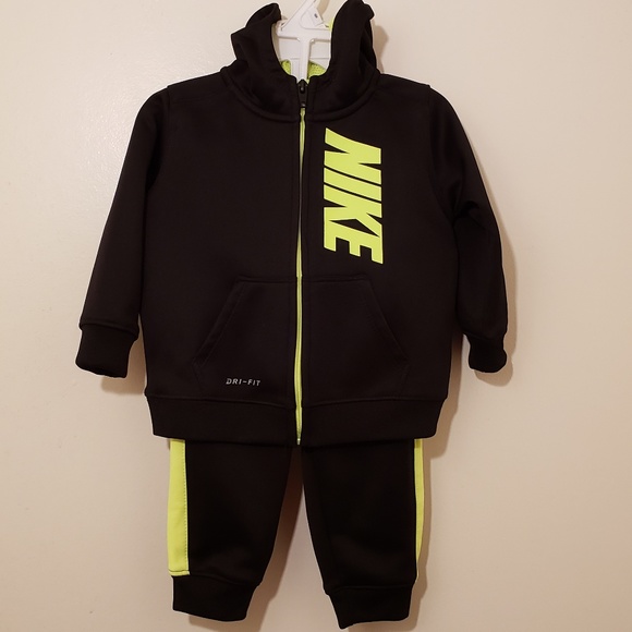 Nike Other - 💥Nike Dri-Fit Sweatshirt/Pants Set  Size 18M
